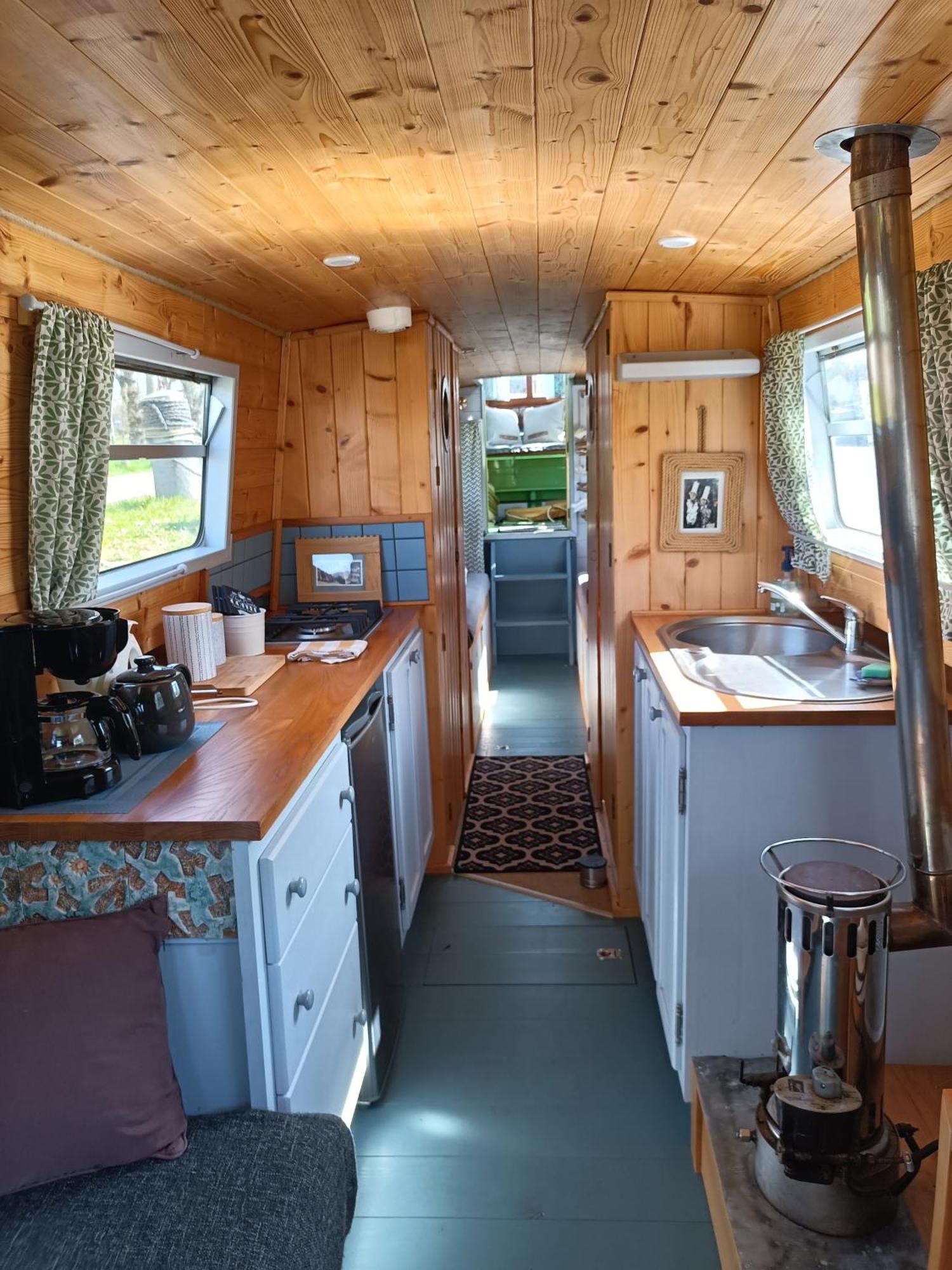 Ille Flottante, Maison Eclusiere Et Hebergements Insolites Sur Le Canal Hédé 외부 사진